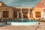 Top 10 things to check before booking a hostel
